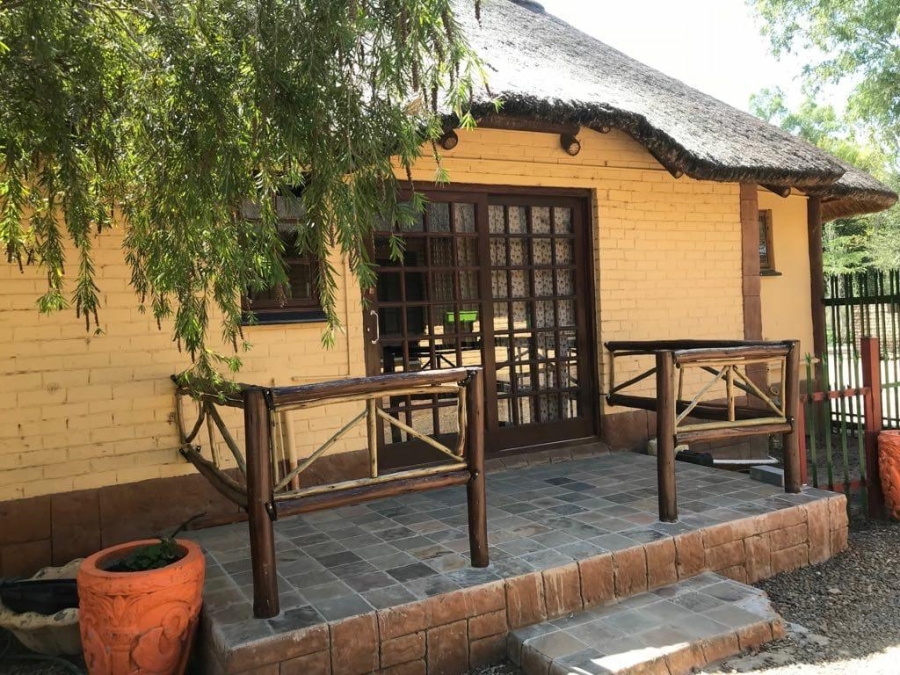 1 Bedroom Property for Sale in Bloemhof North West